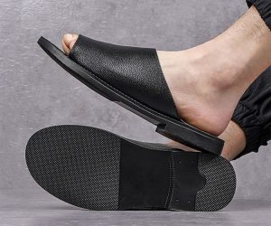 Dép da nam cao cấp màu đen quai ngang chống trượt